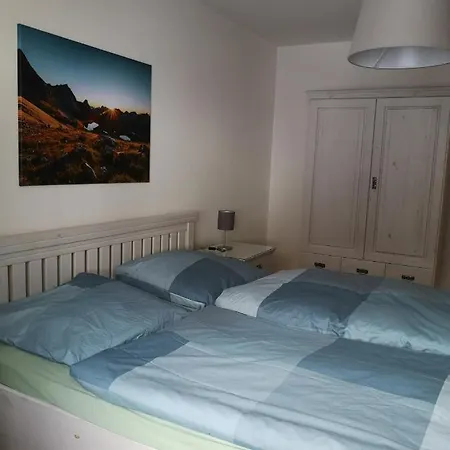 Ferienwohnung Alpengaudi 아파트